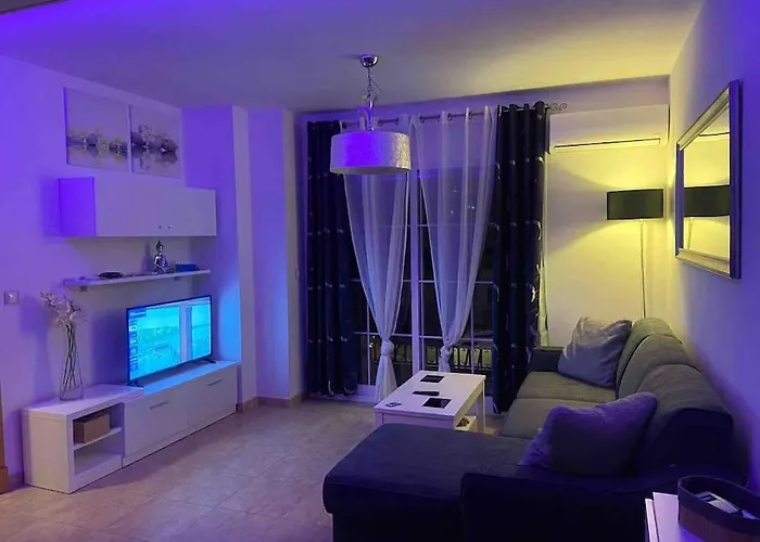 Edificio Mediterraneo Old Town * Estepona