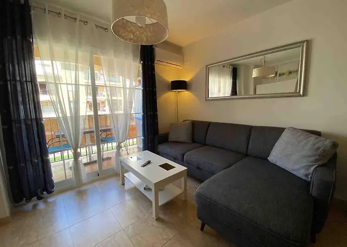 Edificio Mediterraneo Old Town Estepona